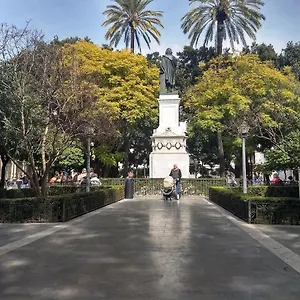Downtown Plaza Del Museo Sevilla